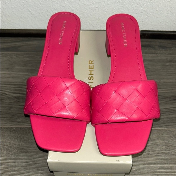 Marc Fisher Women's Casper Lattice Weave Dress Sandals - Picture 2 of 6